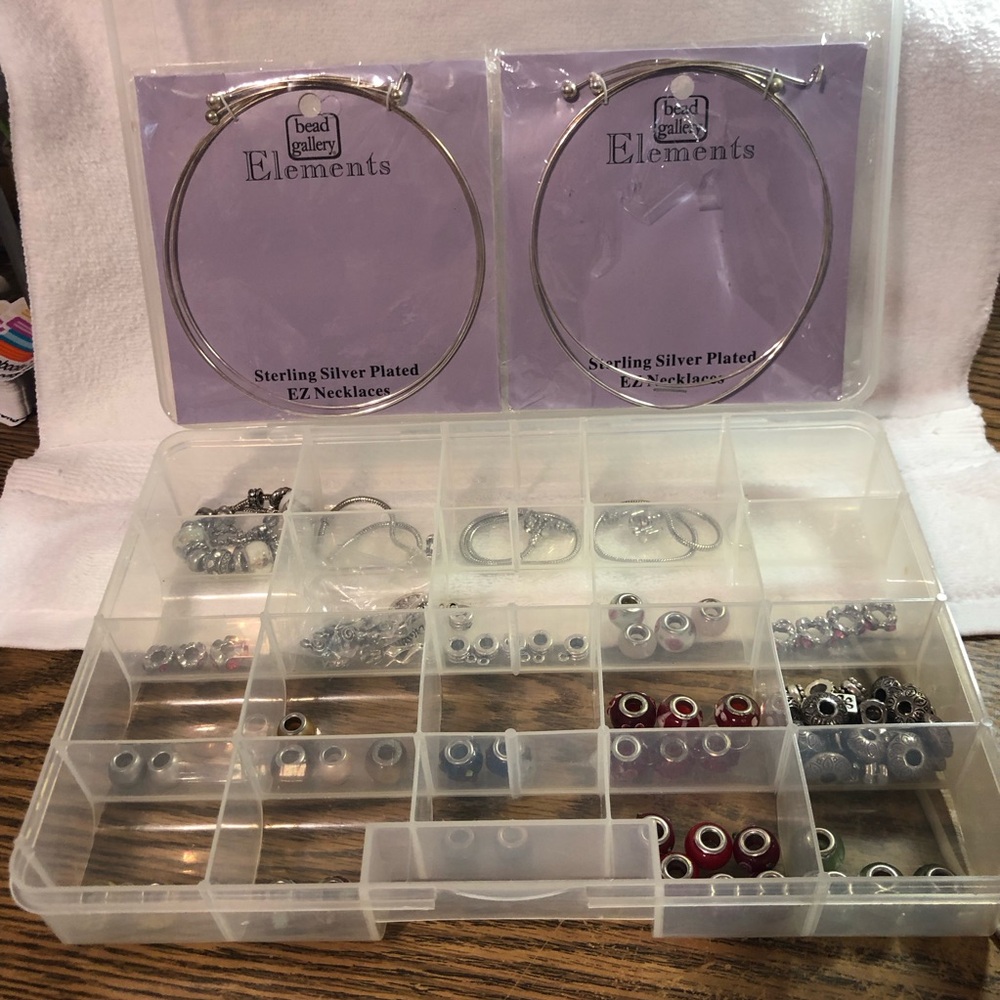 Michaels choker, bracelet, and beads jewelry making bundle with storage box